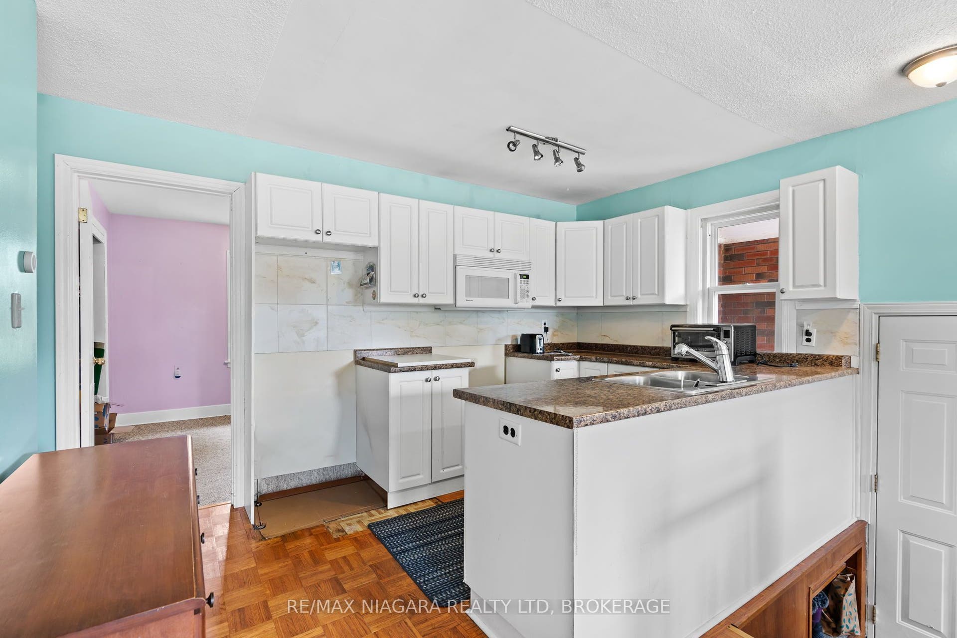 256 Kingsway Street, Welland, Niagara ON L3B 3N9
