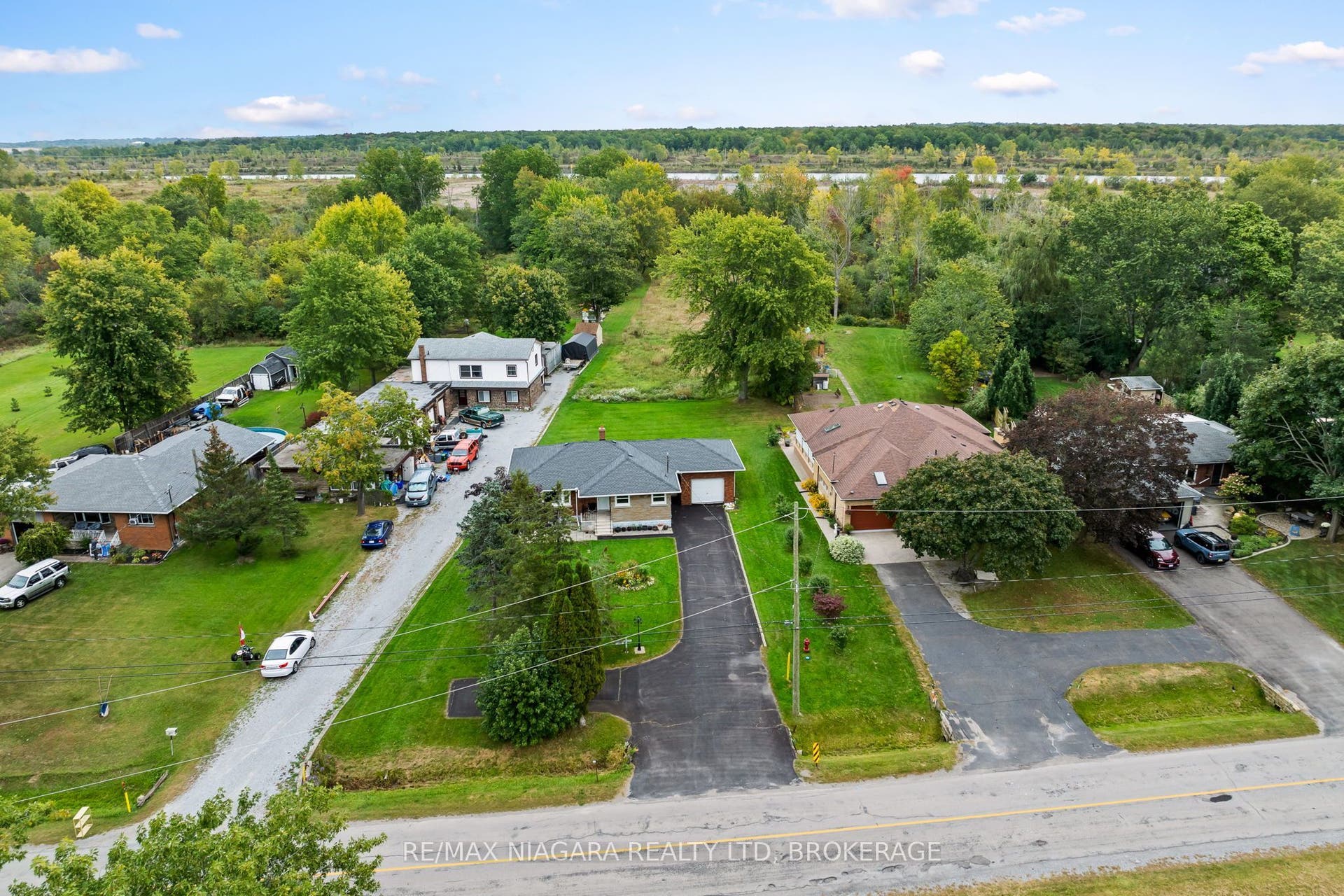 256 Kingsway Street, Welland, Niagara ON L3B 3N9