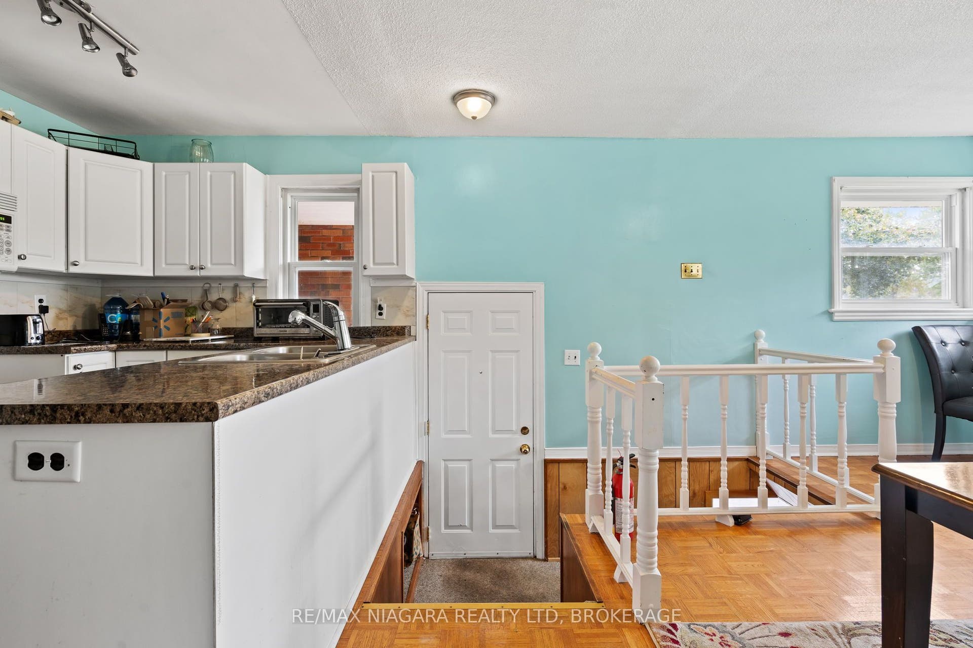 256 Kingsway Street, Welland, Niagara ON L3B 3N9