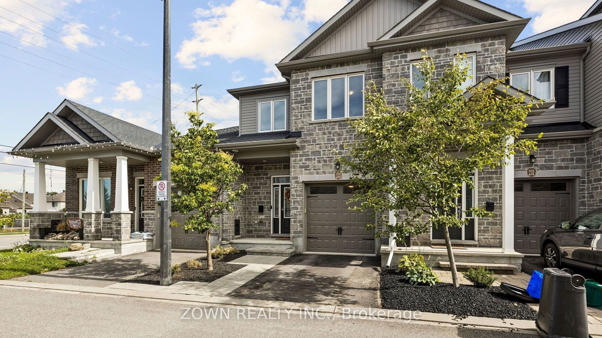 233 SITTELLE Private, Orleans - Cumberland And Area, Ottawa ON K4A 1G1 233 SITTELLE Private, Orleans - Cumberland And Area, Ottawa ON K4A 1G1