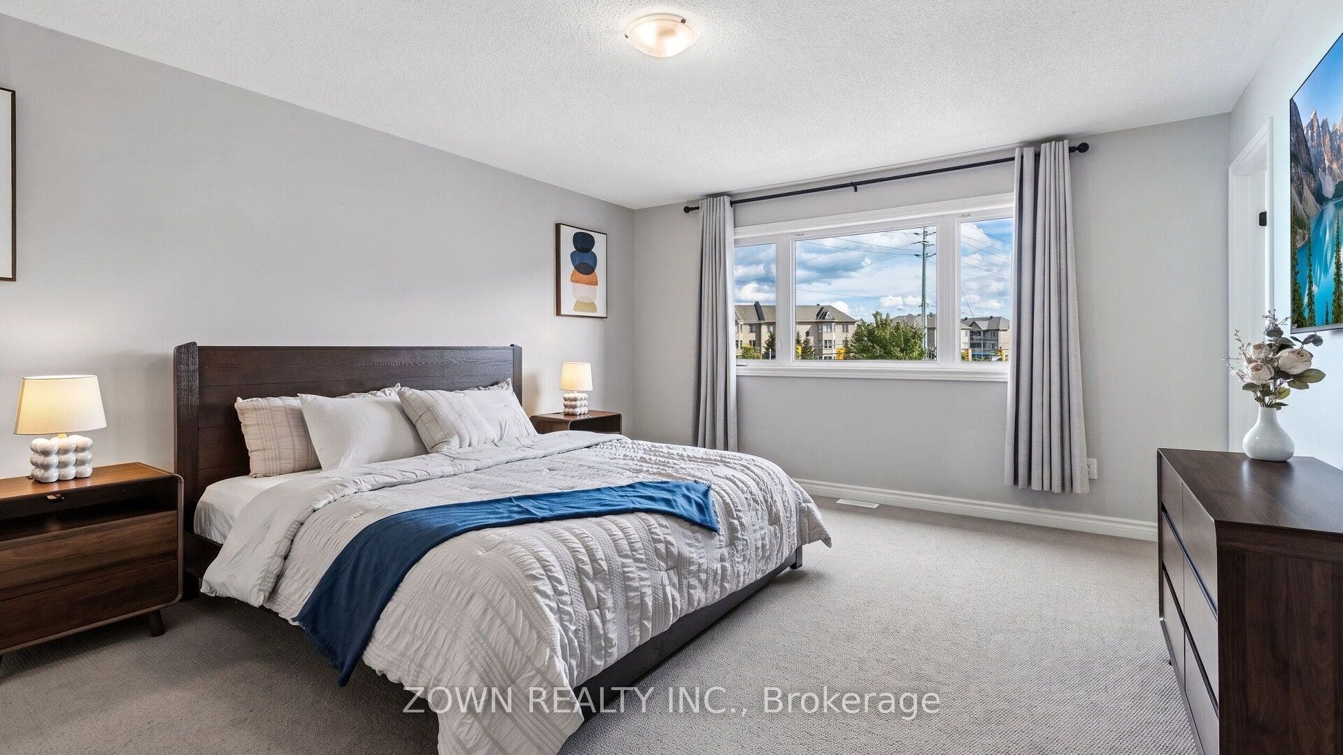 233 SITTELLE Private, Orleans - Cumberland And Area, Ottawa ON K4A 1G1 233 SITTELLE Private, Orleans - Cumberland And Area, Ottawa ON K4A 1G1