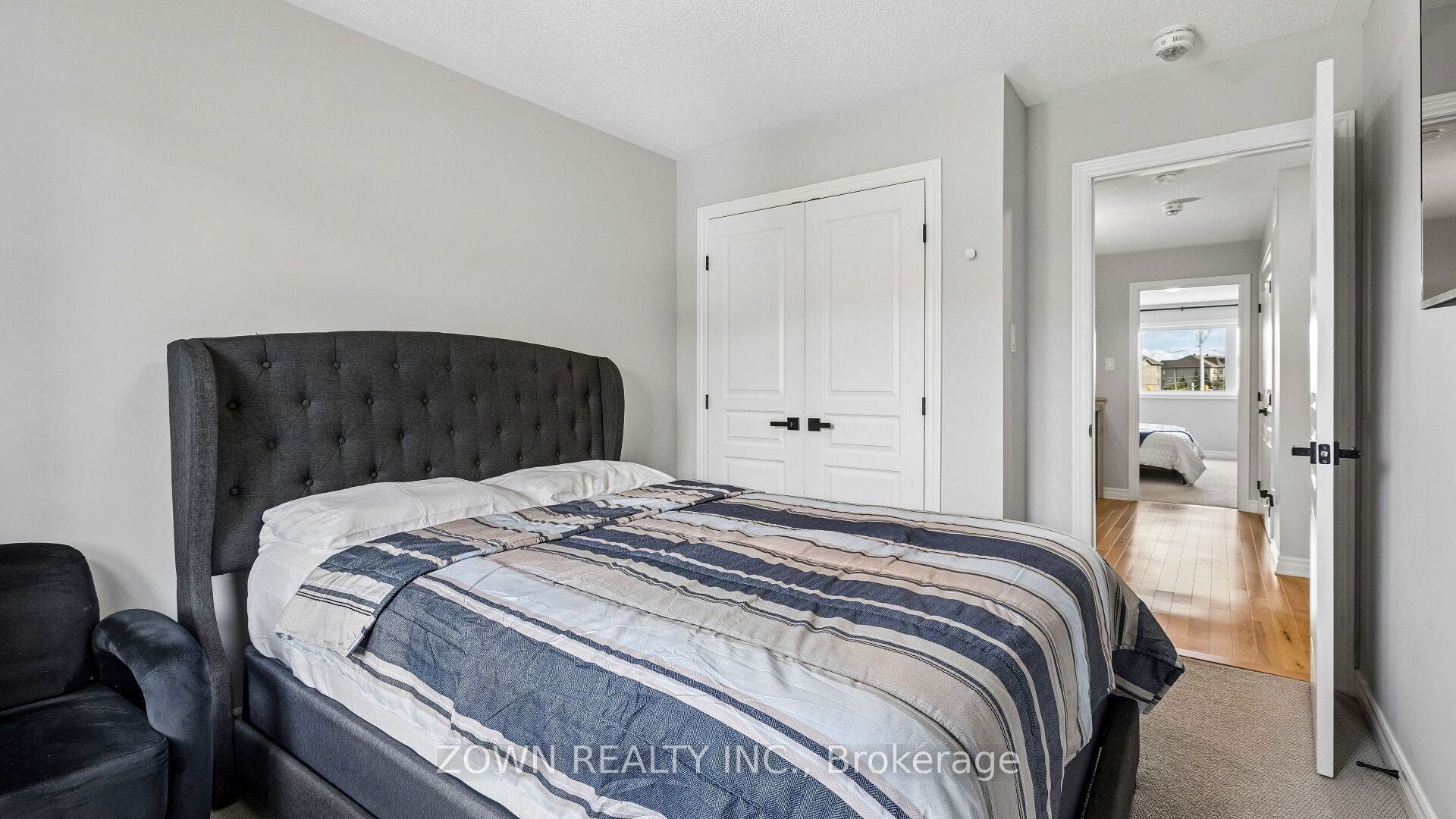 233 SITTELLE Private, Orleans - Cumberland And Area, Ottawa ON K4A 1G1 233 SITTELLE Private, Orleans - Cumberland And Area, Ottawa ON K4A 1G1