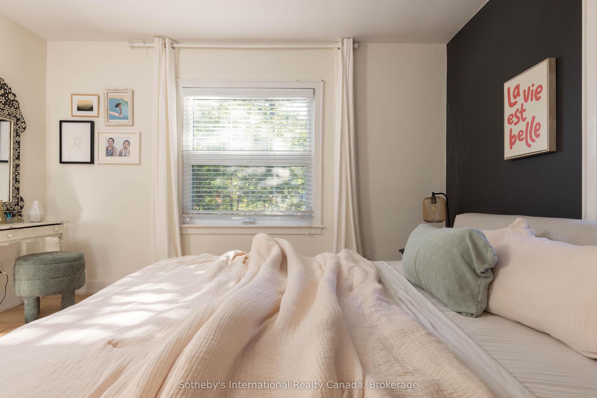 27 Arcade Crescent, Hamilton, Hamilton ON L9C 3H8