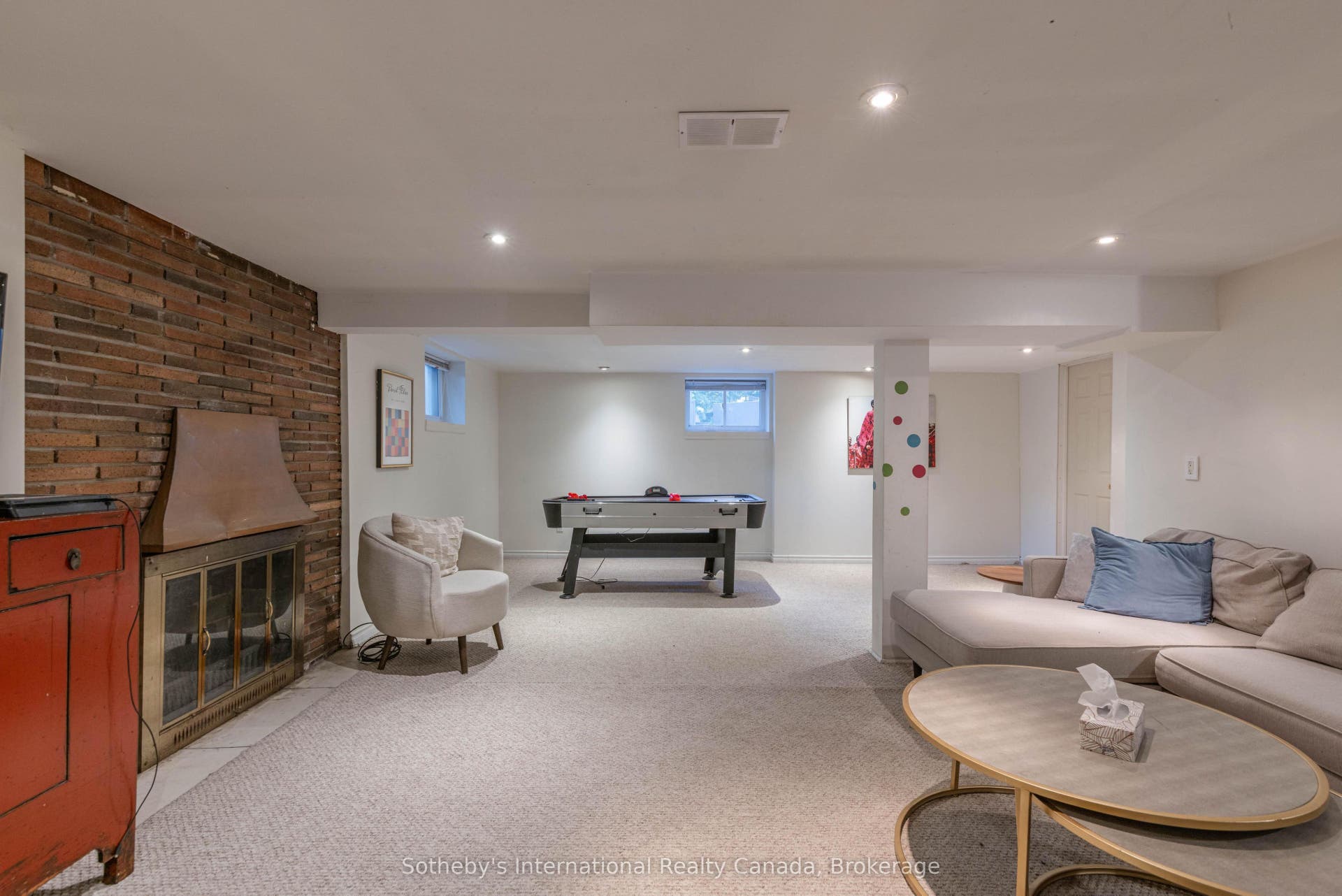 27 Arcade Crescent, Hamilton, Hamilton ON L9C 3H8