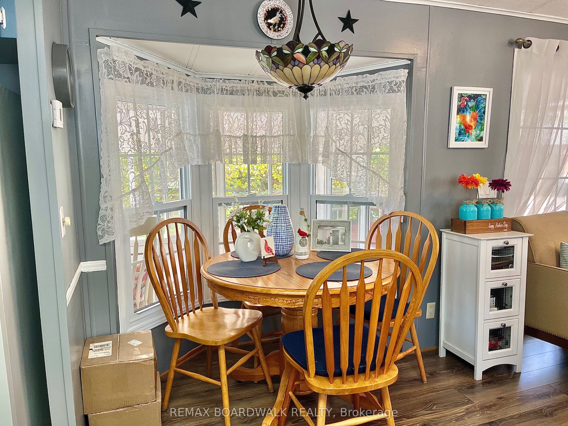 1 Mireille Private, Stittsville - Munster - Richmond, Ottawa ON K0A 1B0