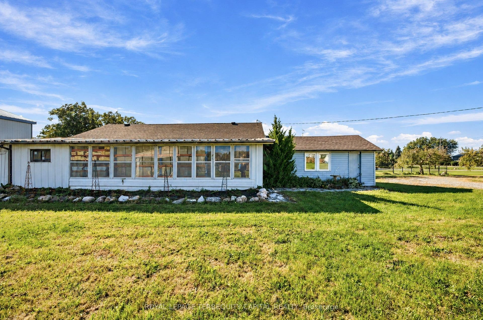 165 East West Line, Niagara-on-the-Lake, Niagara ON L0S 1J0