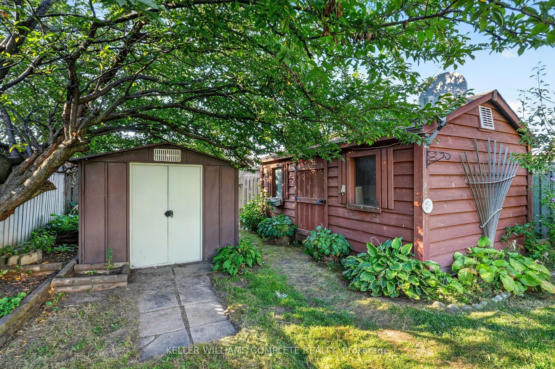 215 PALING Avenue, Hamilton, Hamilton ON L8H 5J6