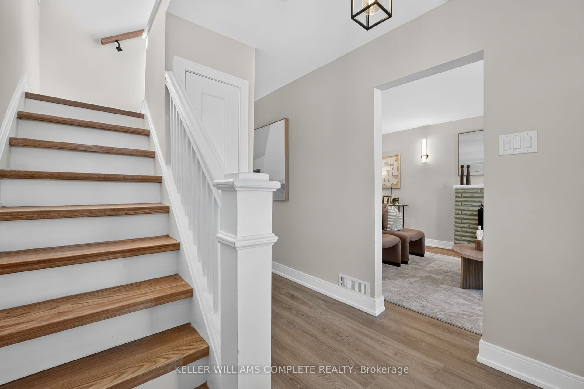 215 PALING Avenue, Hamilton, Hamilton ON L8H 5J6