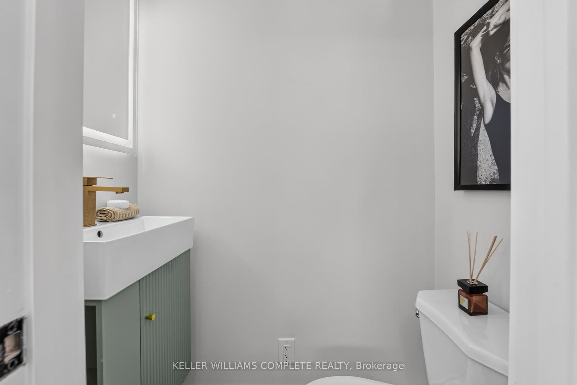 215 PALING Avenue, Hamilton, Hamilton ON L8H 5J6
