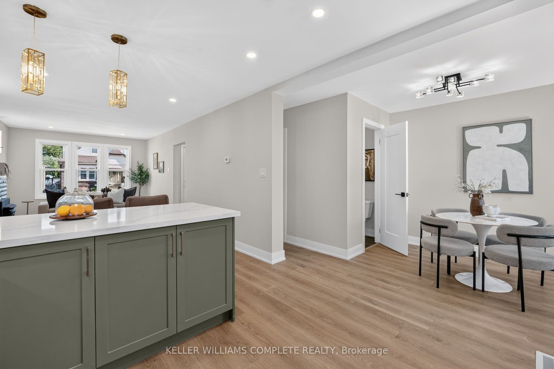 215 PALING Avenue, Hamilton, Hamilton ON L8H 5J6