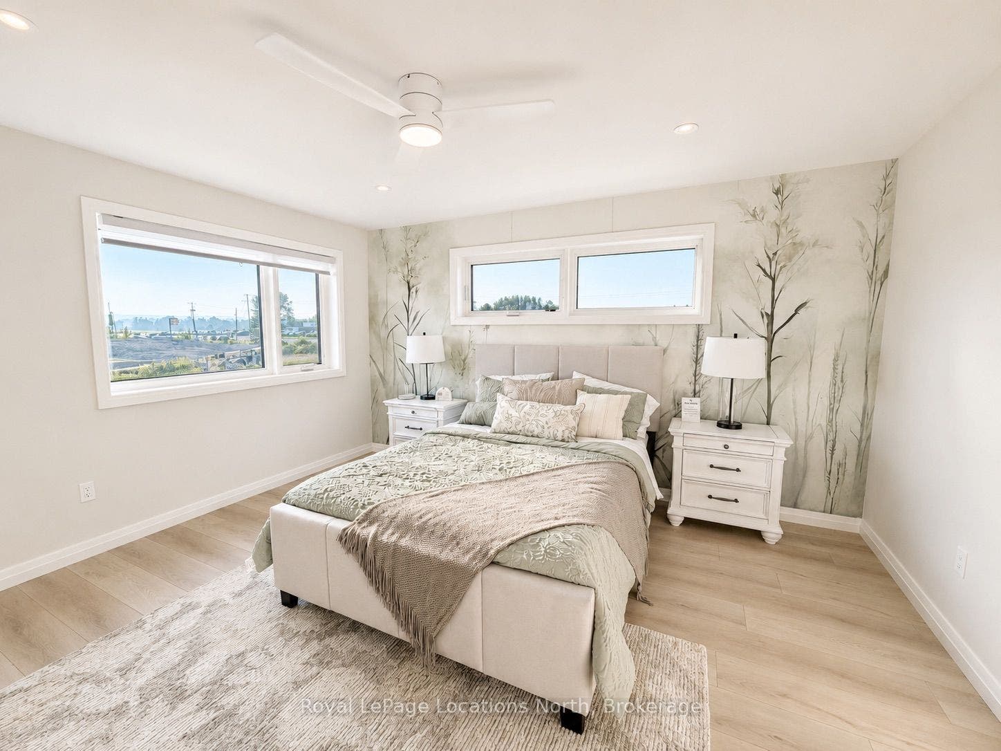Spacious & bright primary bedroom