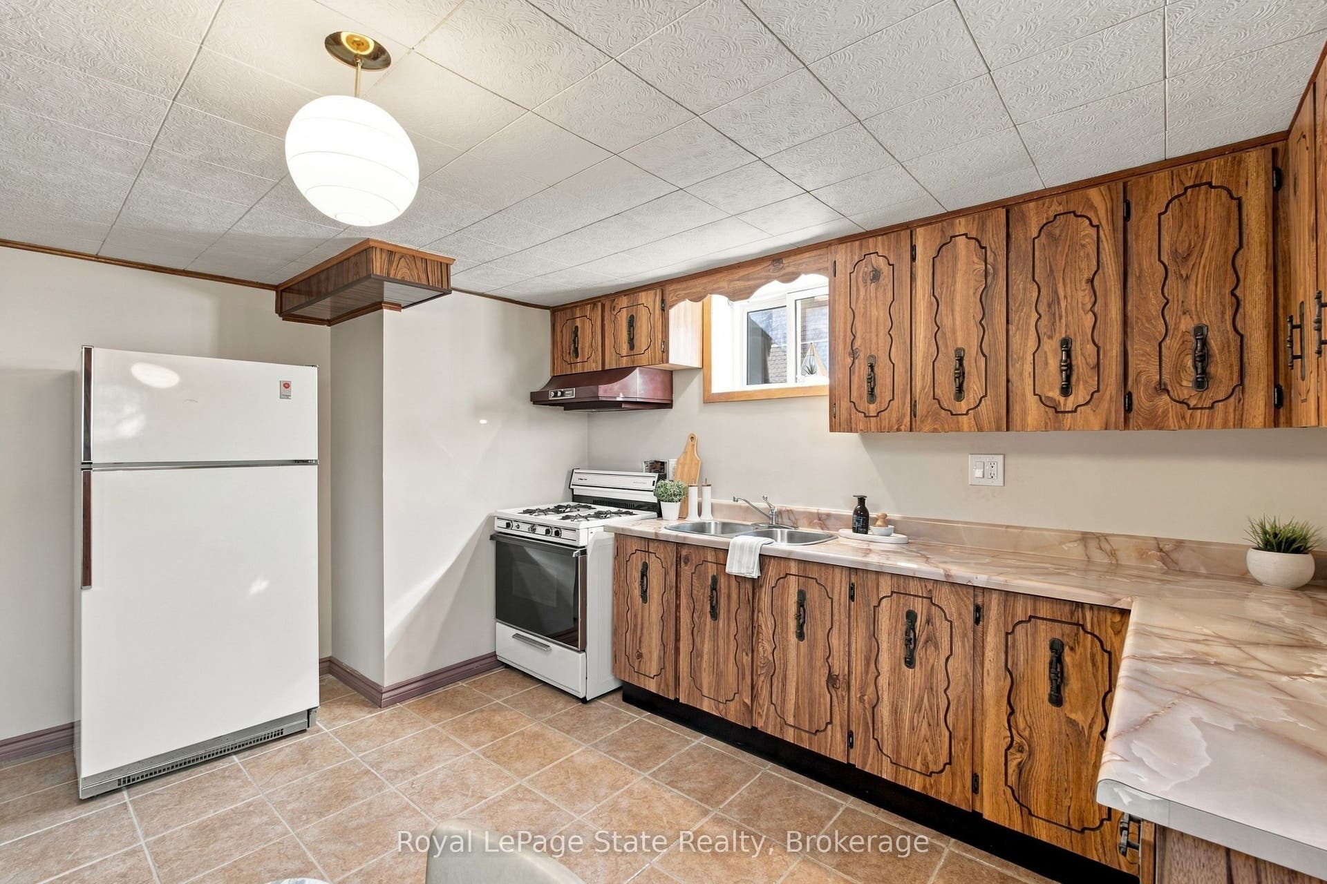79 Oakland Drive, Hamilton, Hamilton ON L8E 1B5