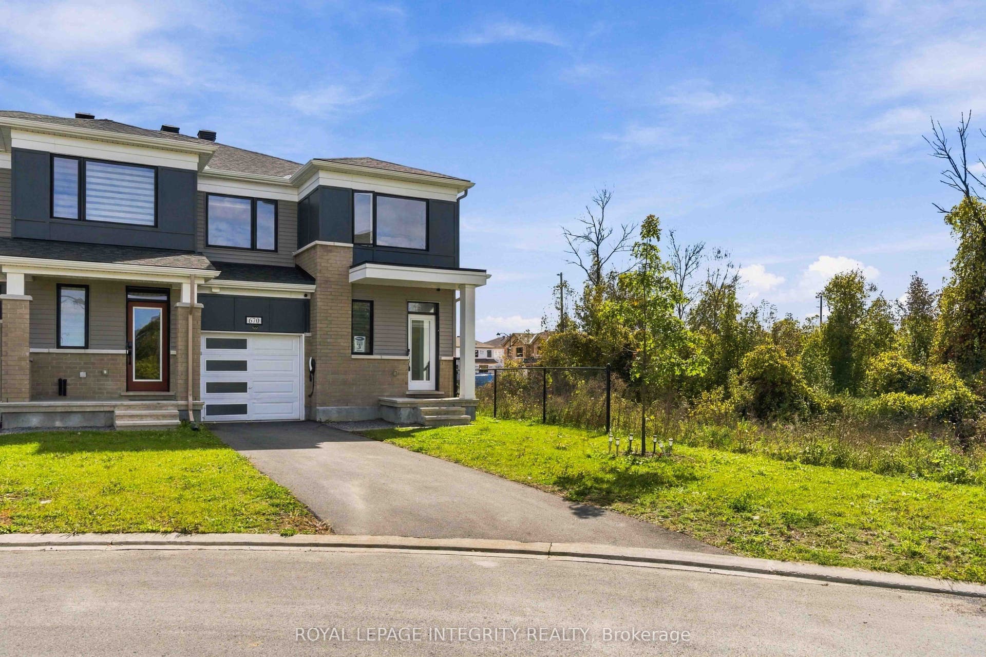 670 Quilter Row, Stittsville - Munster - Richmond, Ottawa ON K0A 2Z0 670 Quilter Row, Stittsville - Munster - Richmond, Ottawa ON K0A 2Z0