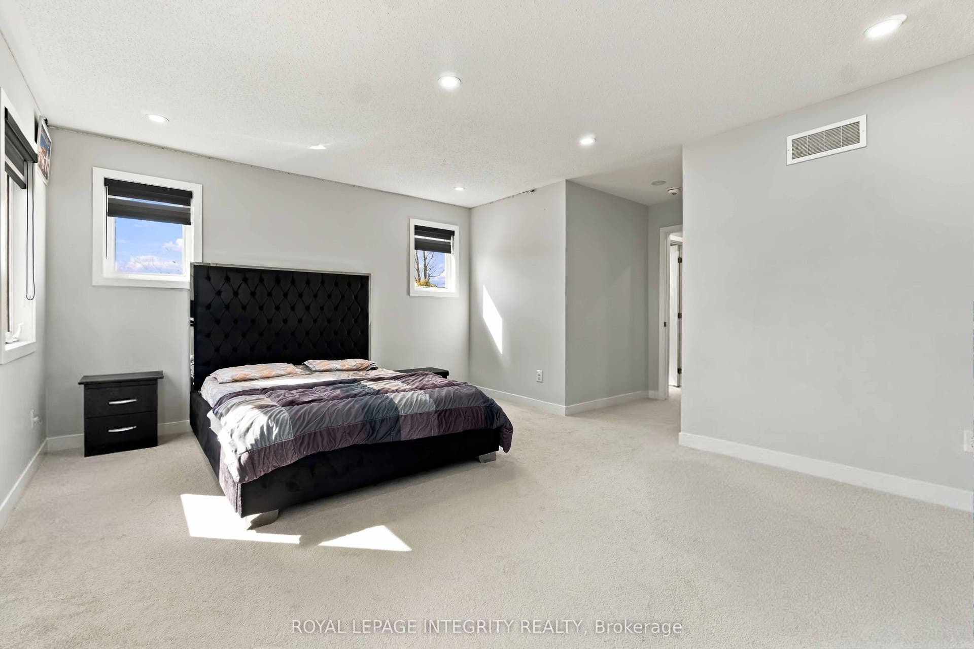 670 Quilter Row, Stittsville - Munster - Richmond, Ottawa ON K0A 2Z0 670 Quilter Row, Stittsville - Munster - Richmond, Ottawa ON K0A 2Z0