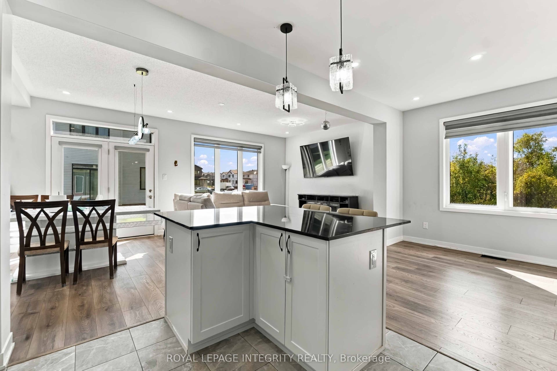 670 Quilter Row, Stittsville - Munster - Richmond, Ottawa ON K0A 2Z0 670 Quilter Row, Stittsville - Munster - Richmond, Ottawa ON K0A 2Z0