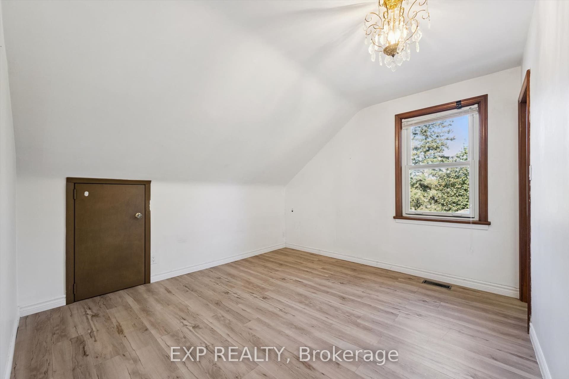 191 Grove Street, Guelph, Wellington ON N1E 2W8