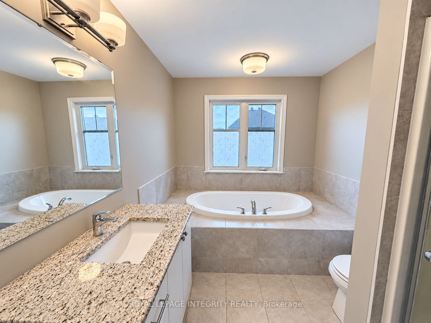 383 Warmstone Drive, Stittsville - Munster - Richmond, Ottawa ON K2S 0W5 383 Warmstone Drive, Stittsville - Munster - Richmond, Ottawa ON K2S 0W5