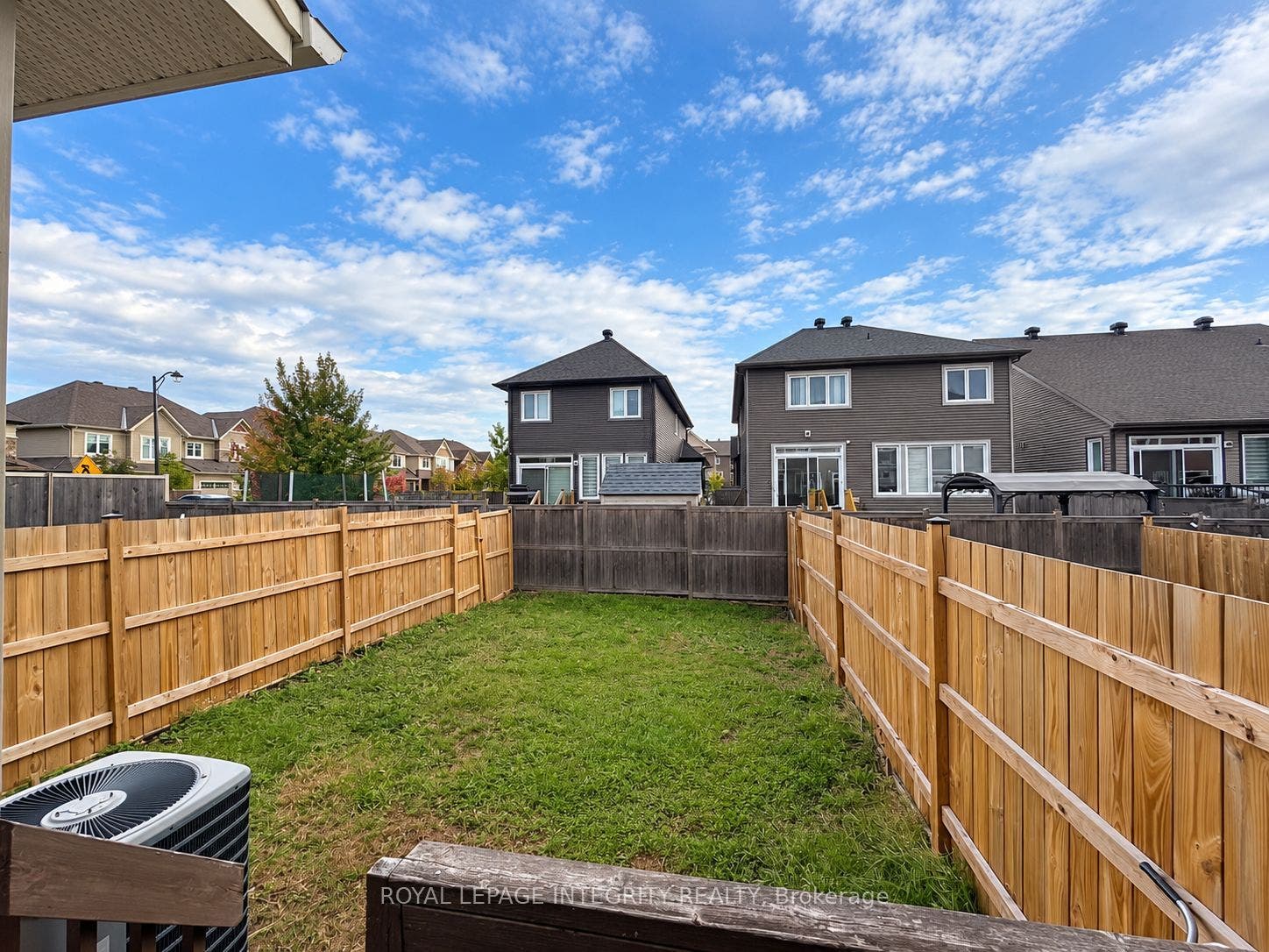 383 Warmstone Drive, Stittsville - Munster - Richmond, Ottawa ON K2S 0W5 383 Warmstone Drive, Stittsville - Munster - Richmond, Ottawa ON K2S 0W5