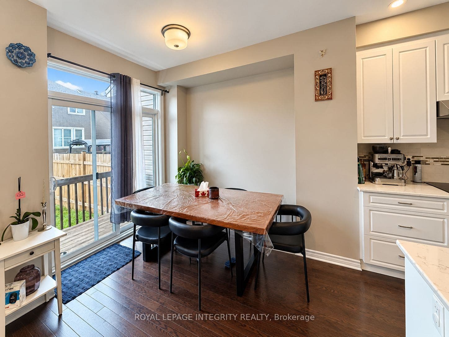 383 Warmstone Drive, Stittsville - Munster - Richmond, Ottawa ON K2S 0W5 383 Warmstone Drive, Stittsville - Munster - Richmond, Ottawa ON K2S 0W5