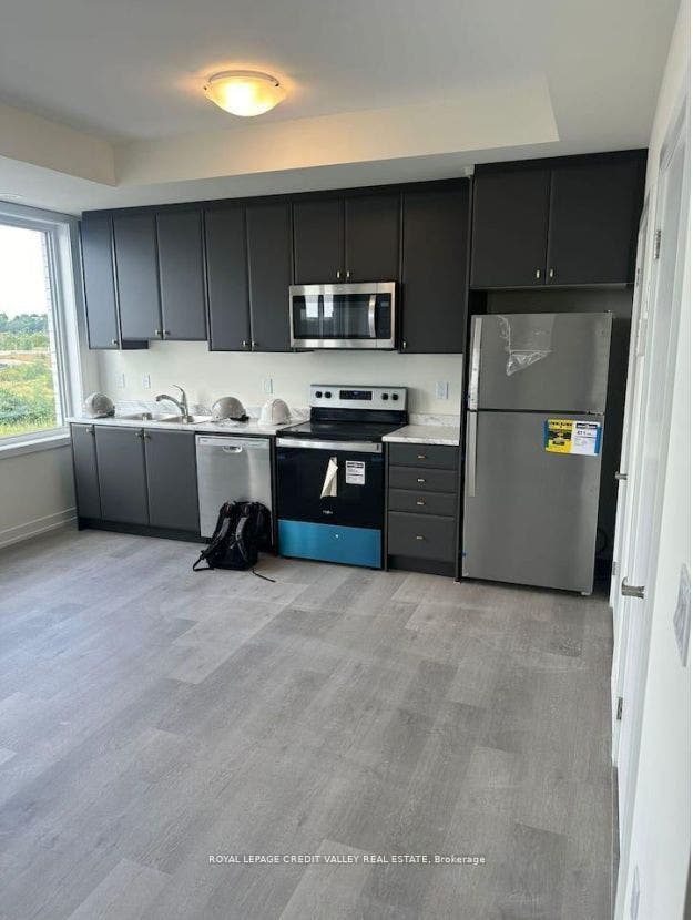 160 Densmore Road S, #1603, Cobourg, Northumberland ON K9A 4J9 160 Densmore Road S, #1603, Cobourg, Northumberland ON K9A 4J9