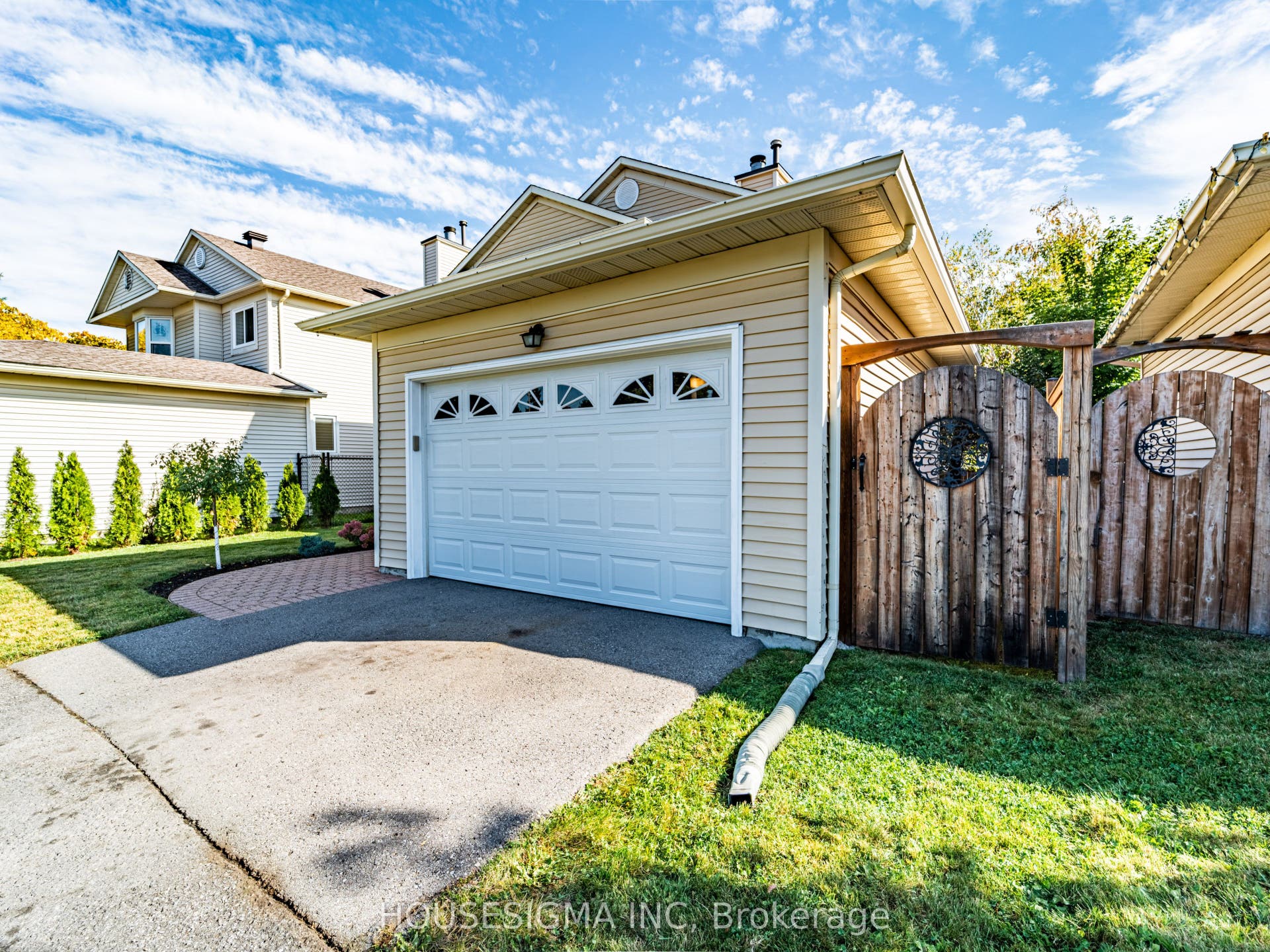247 Mceachern Crescent, Orleans - Cumberland And Area, Ottawa ON K1E 3K6