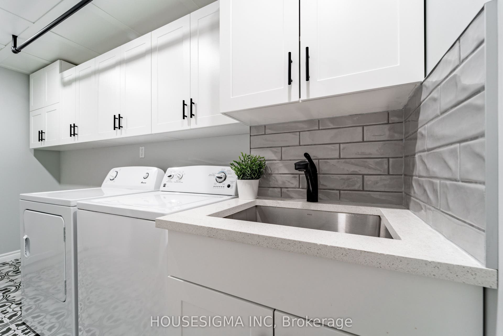 247 Mceachern Crescent, Orleans - Cumberland And Area, Ottawa ON K1E 3K6