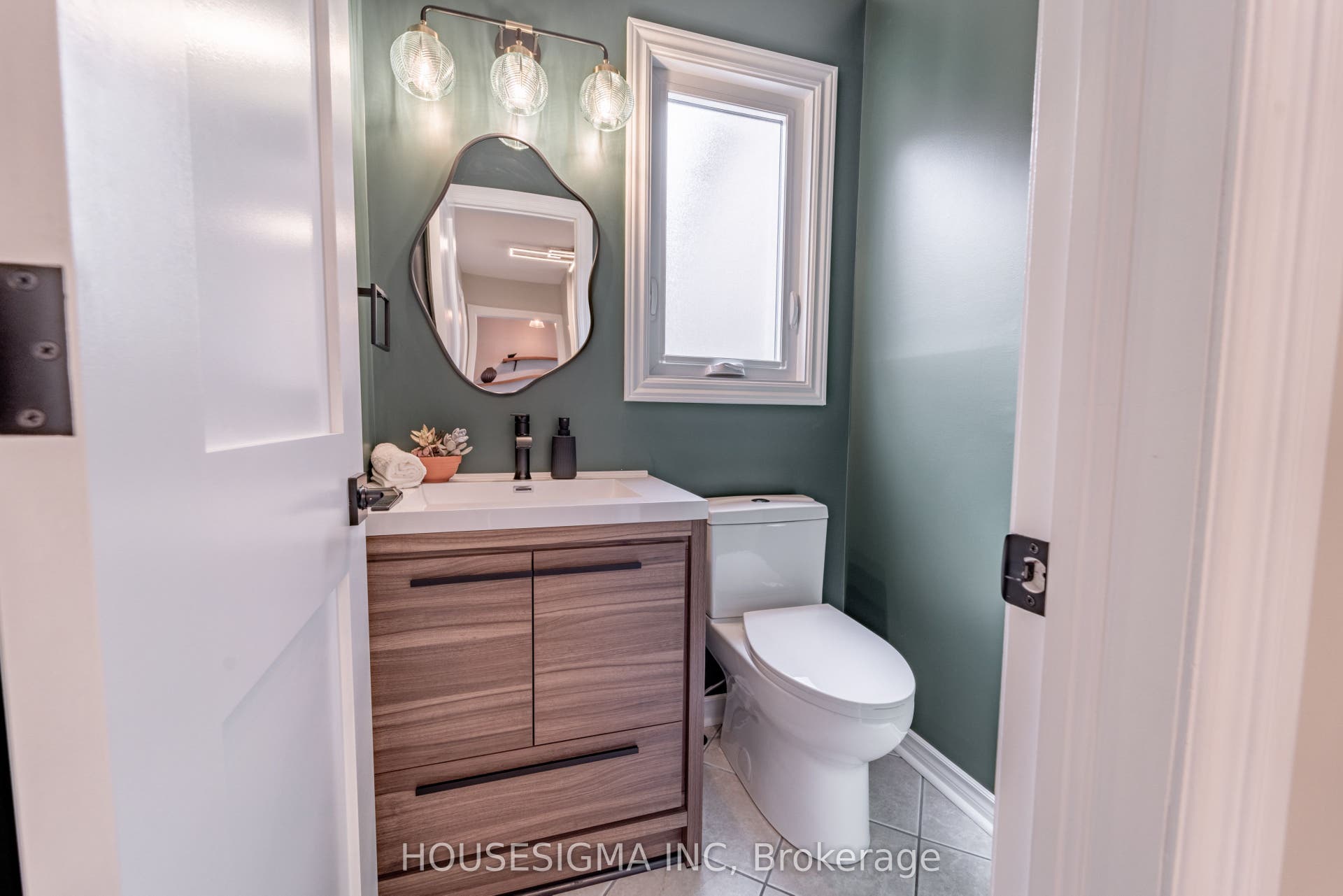247 Mceachern Crescent, Orleans - Cumberland And Area, Ottawa ON K1E 3K6