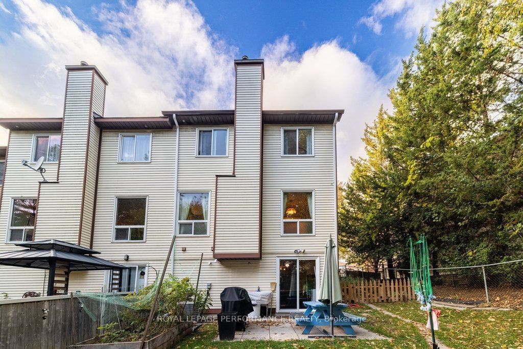 6816 Bilberry Drive, #93, Orleans - Convent Glen And Area, Ottawa ON K1C 3R4 6816 Bilberry Drive, #93, Orleans - Convent Glen And Area, Ottawa ON K1C 3R4