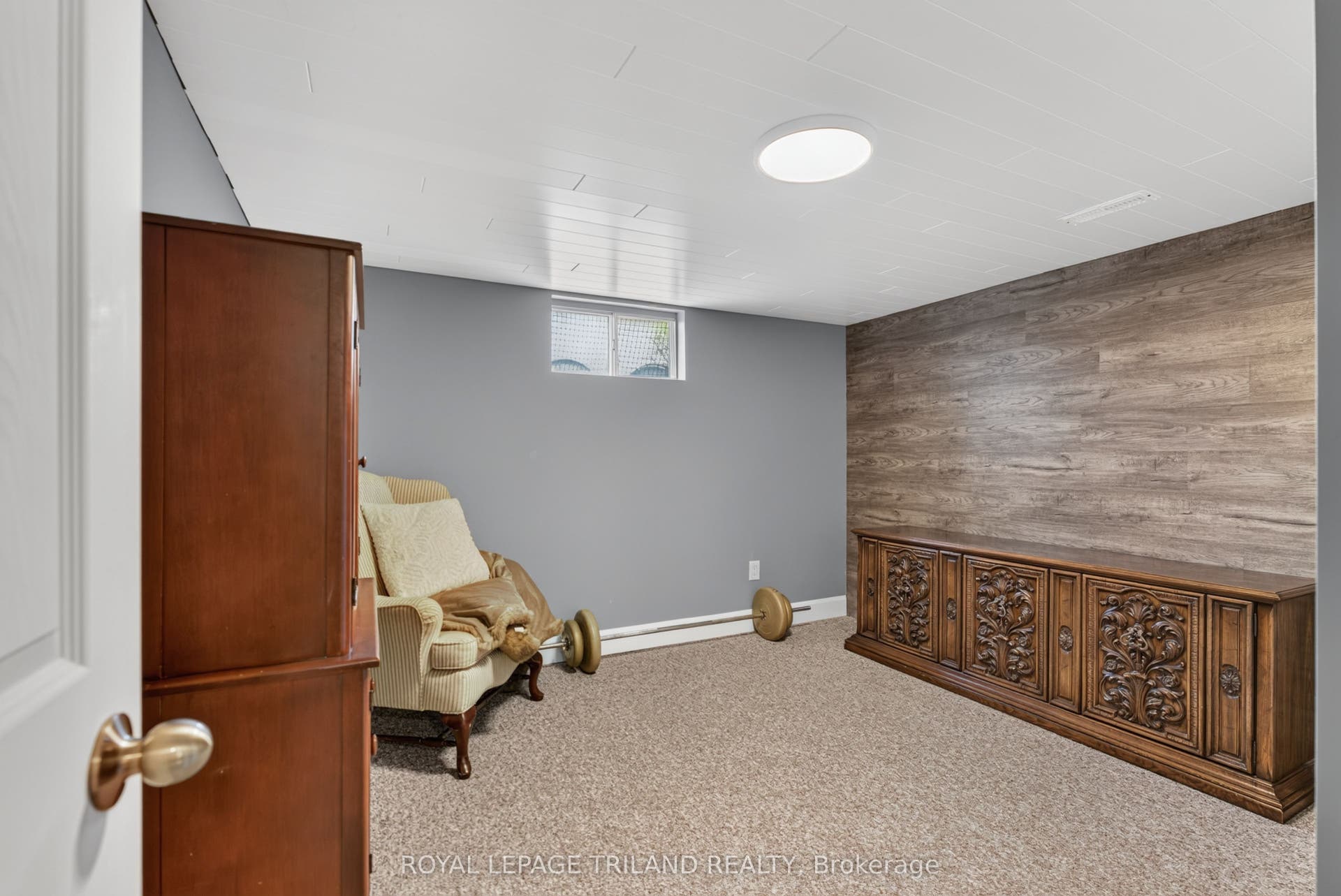 21 Jena Crescent, London East, Middlesex ON N5V 1L3