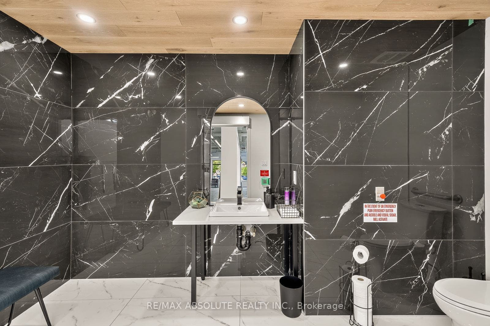 1300 Main Street, #104/105, Stittsville - Munster - Richmond, Ottawa ON K2S 0V1
