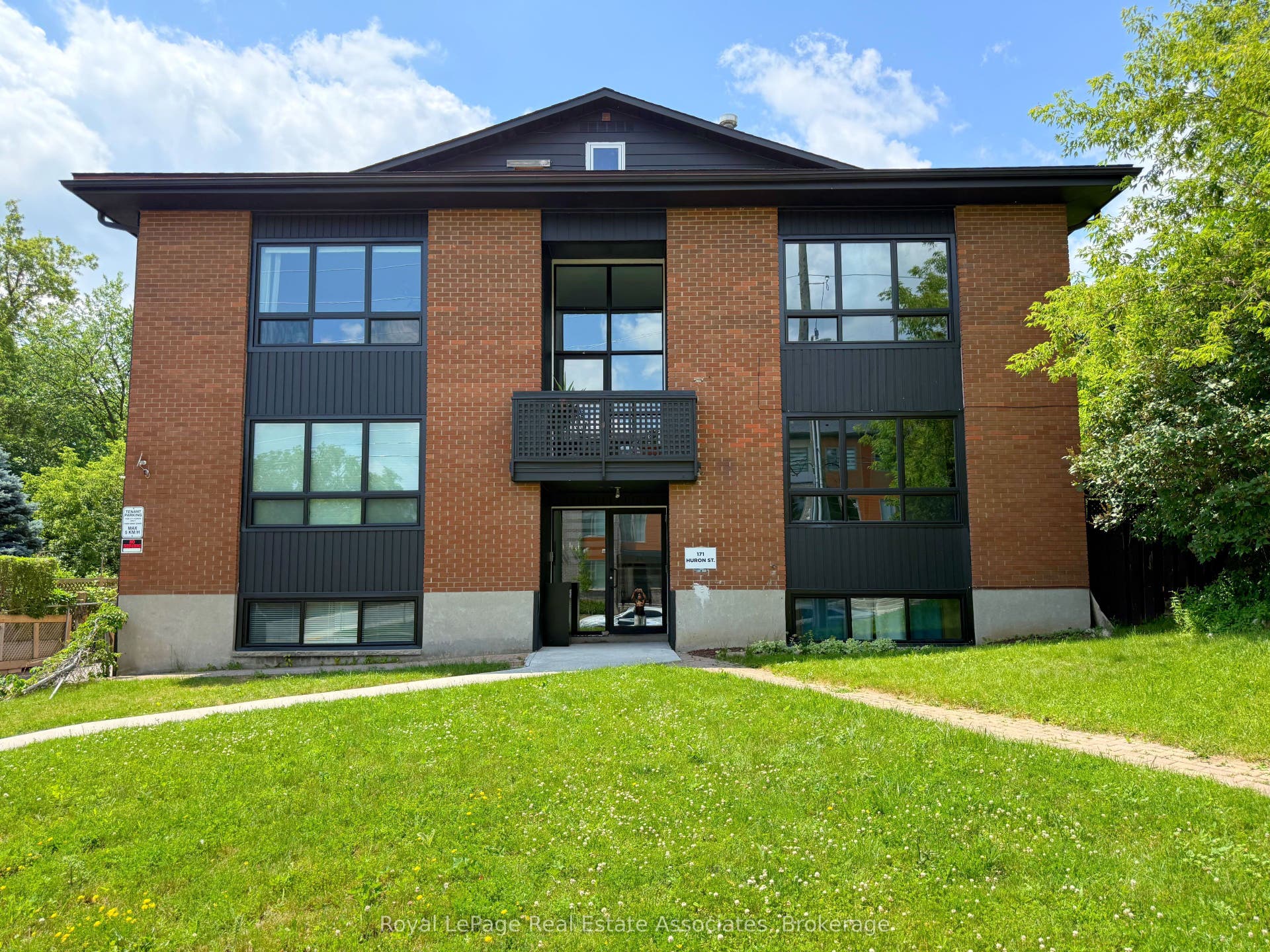 171 Huron Street, #2, Guelph, Wellington ON N1E 5L9