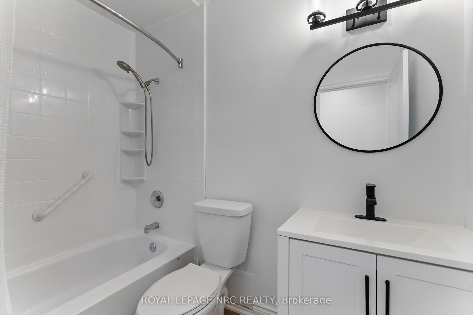 4209 Hixon Street, #113, Lincoln, Niagara ON L3J 0K2