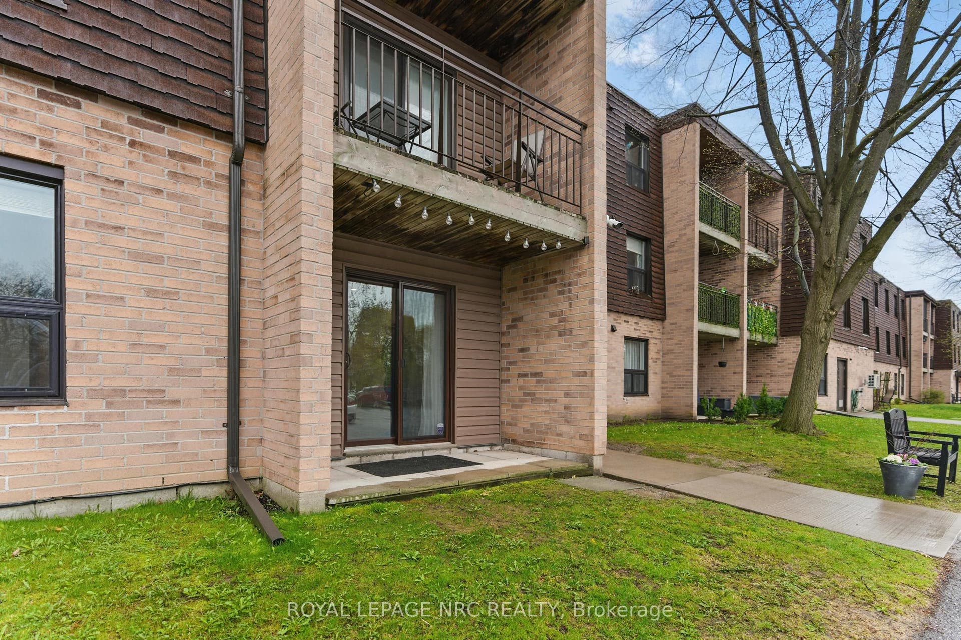 4209 Hixon Street, #113, Lincoln, Niagara ON L3J 0K2