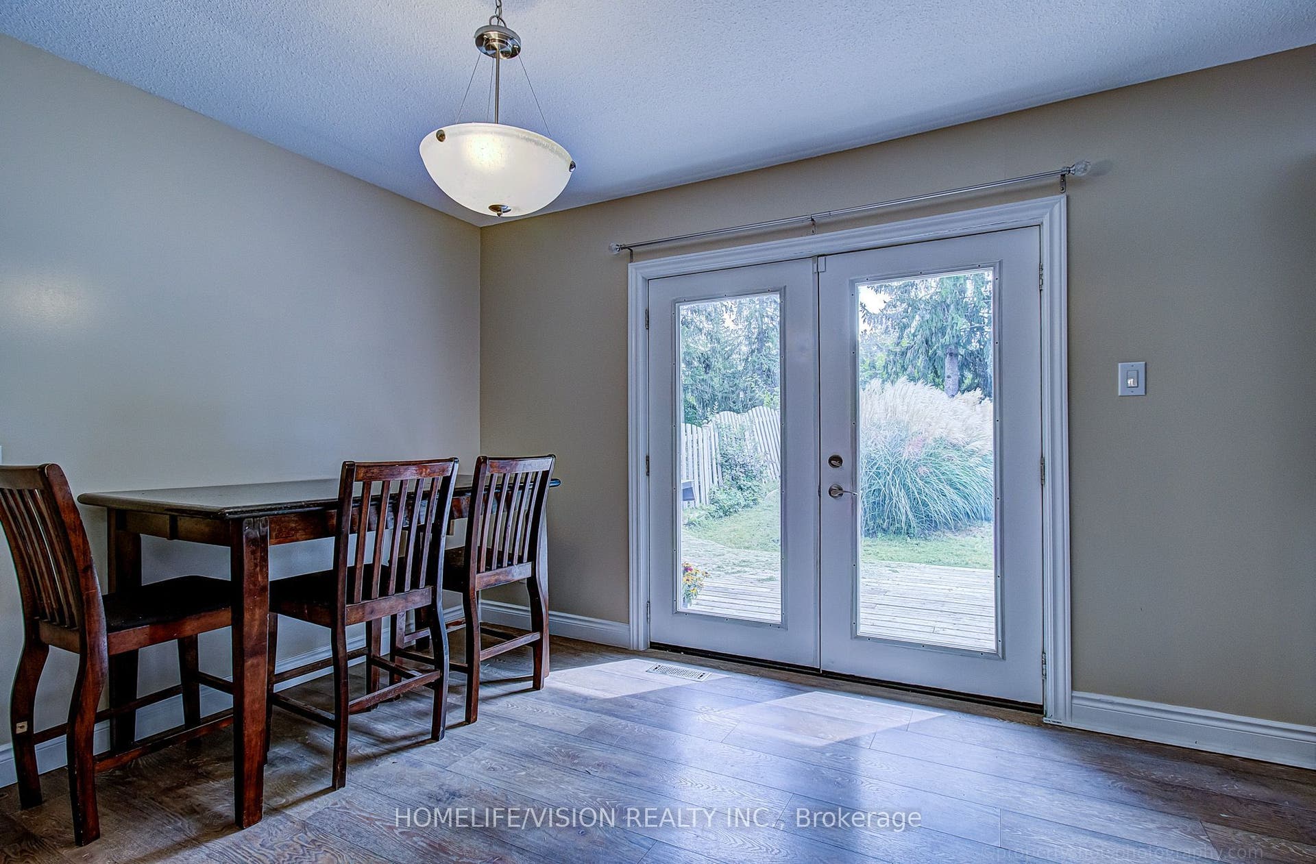 25 Radcliffe Drive, Kitchener, Waterloo ON N2E 2G3