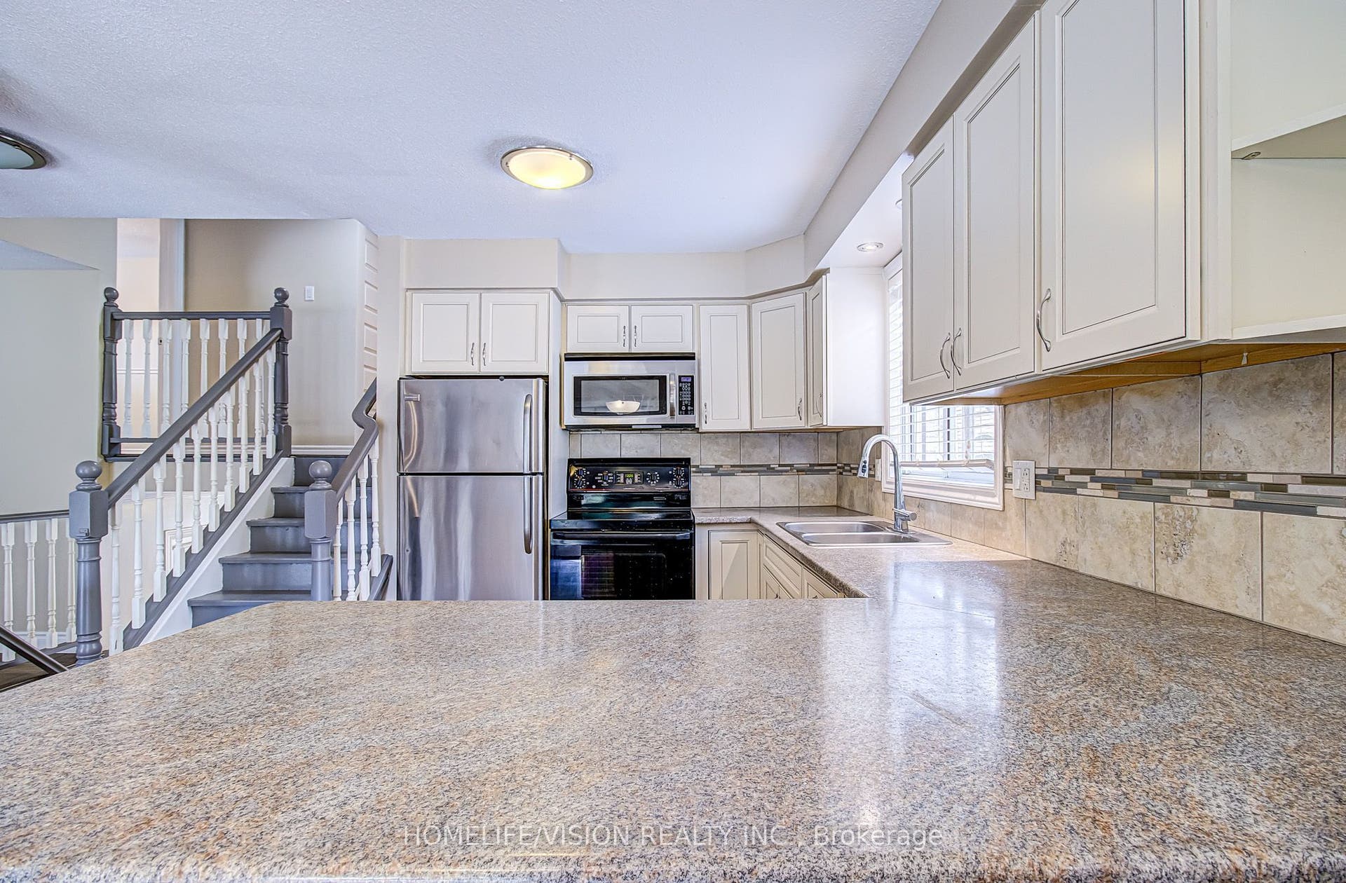 25 Radcliffe Drive, Kitchener, Waterloo ON N2E 2G3