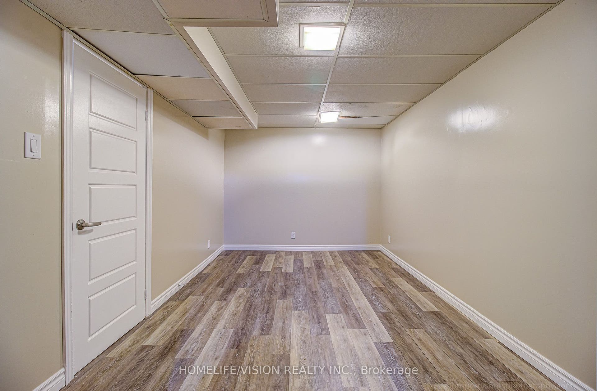 25 Radcliffe Drive, Kitchener, Waterloo ON N2E 2G3
