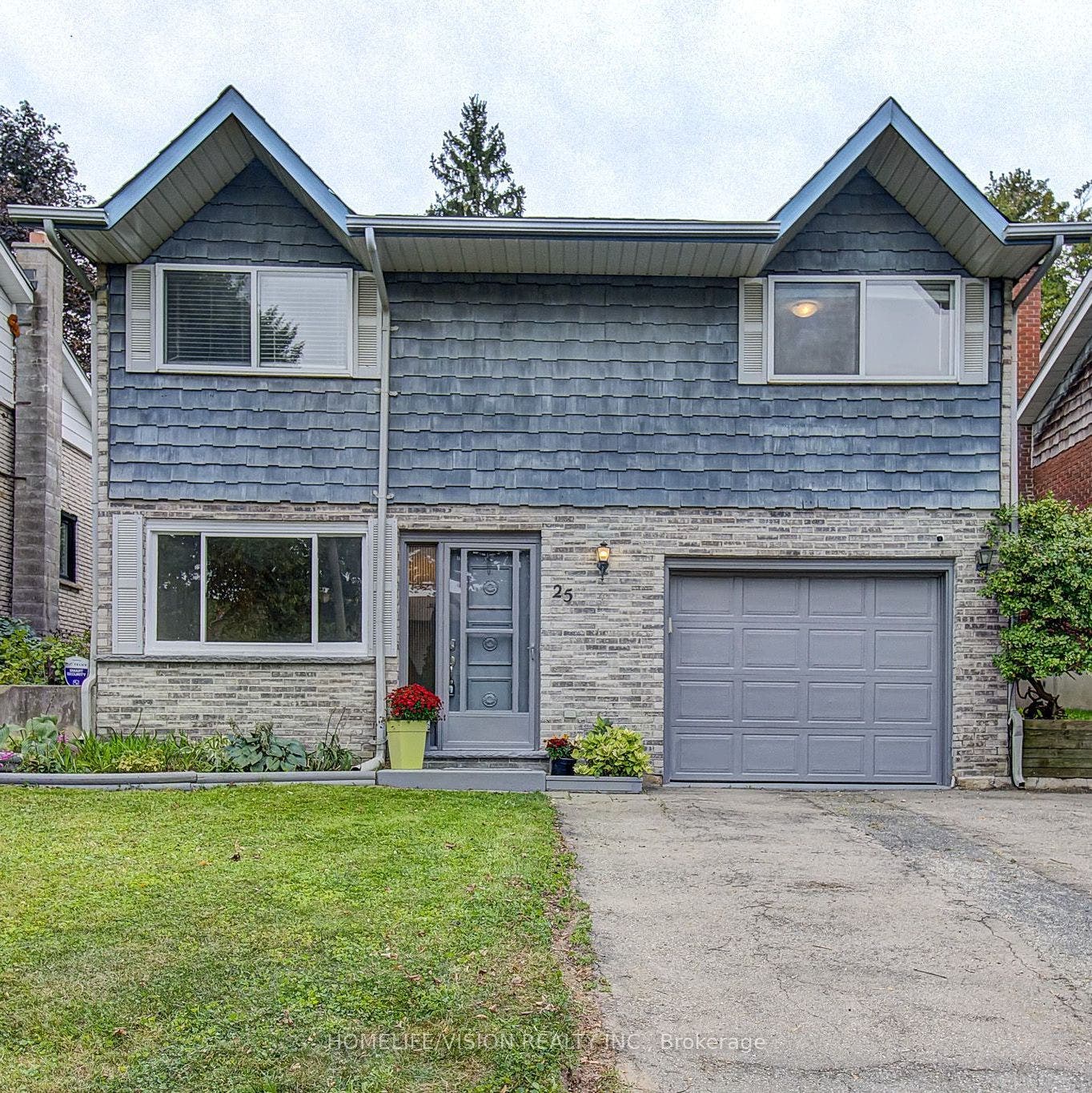 25 Radcliffe Drive, Kitchener, Waterloo ON N2E 2G3