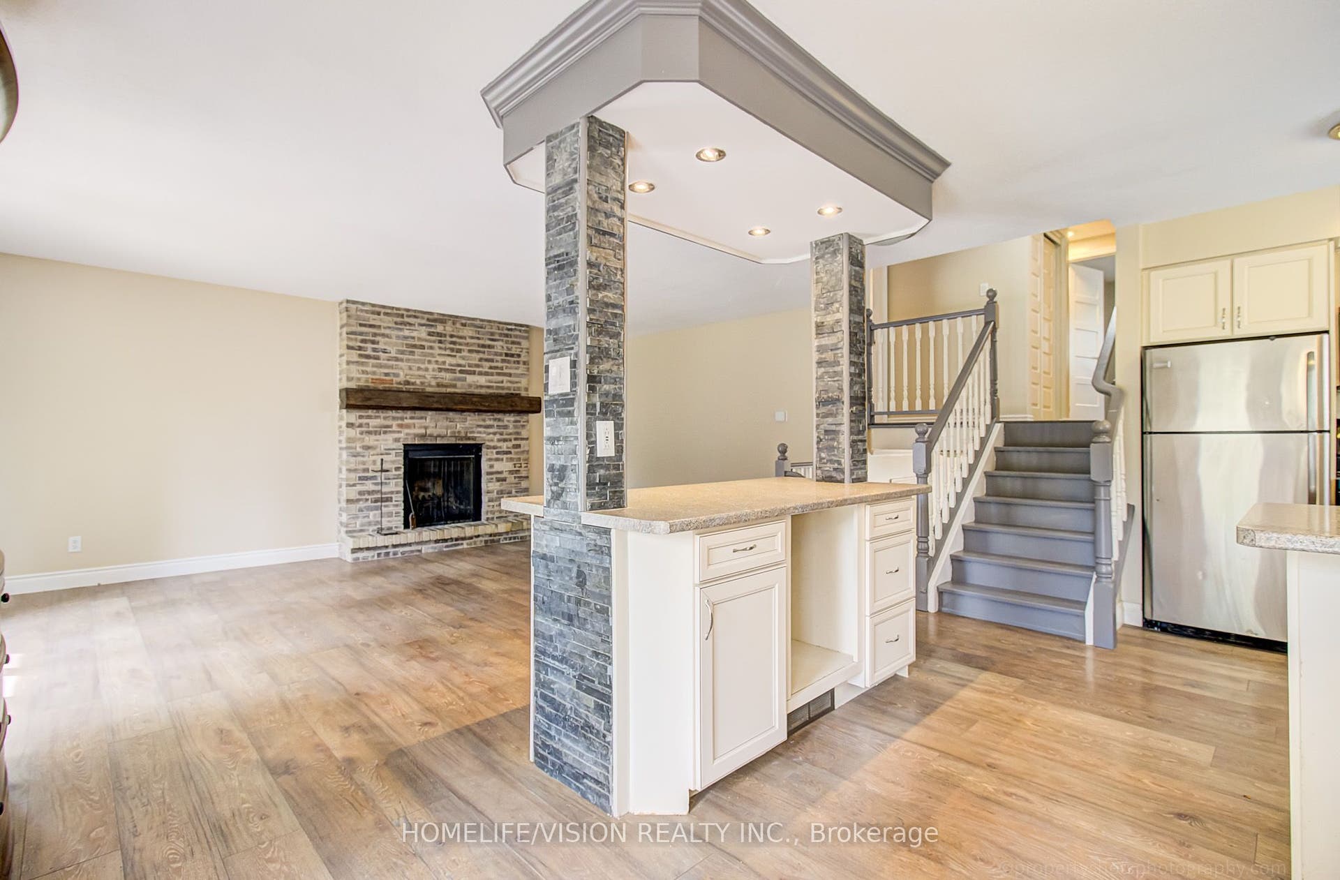 25 Radcliffe Drive, Kitchener, Waterloo ON N2E 2G3