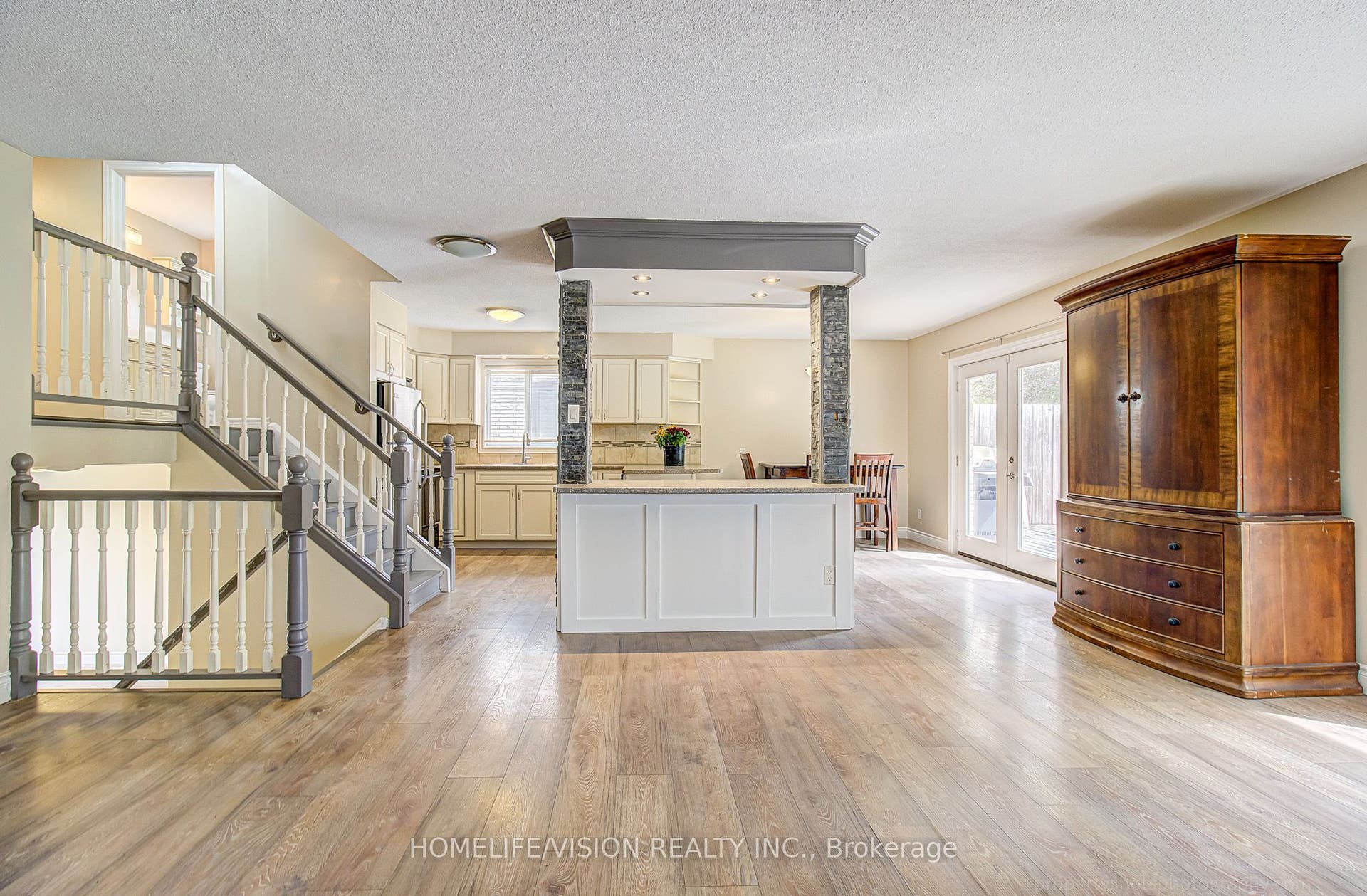 25 Radcliffe Drive, Kitchener, Waterloo ON N2E 2G3