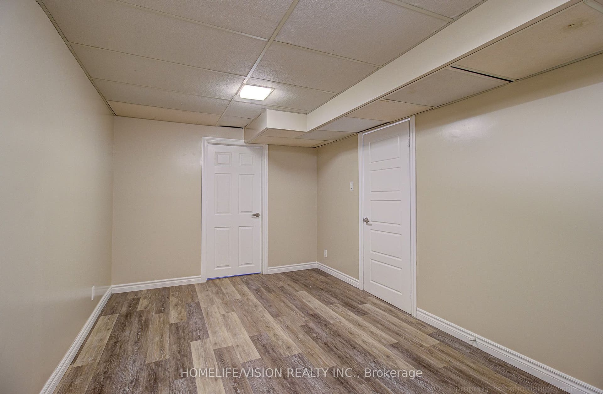 25 Radcliffe Drive, Kitchener, Waterloo ON N2E 2G3