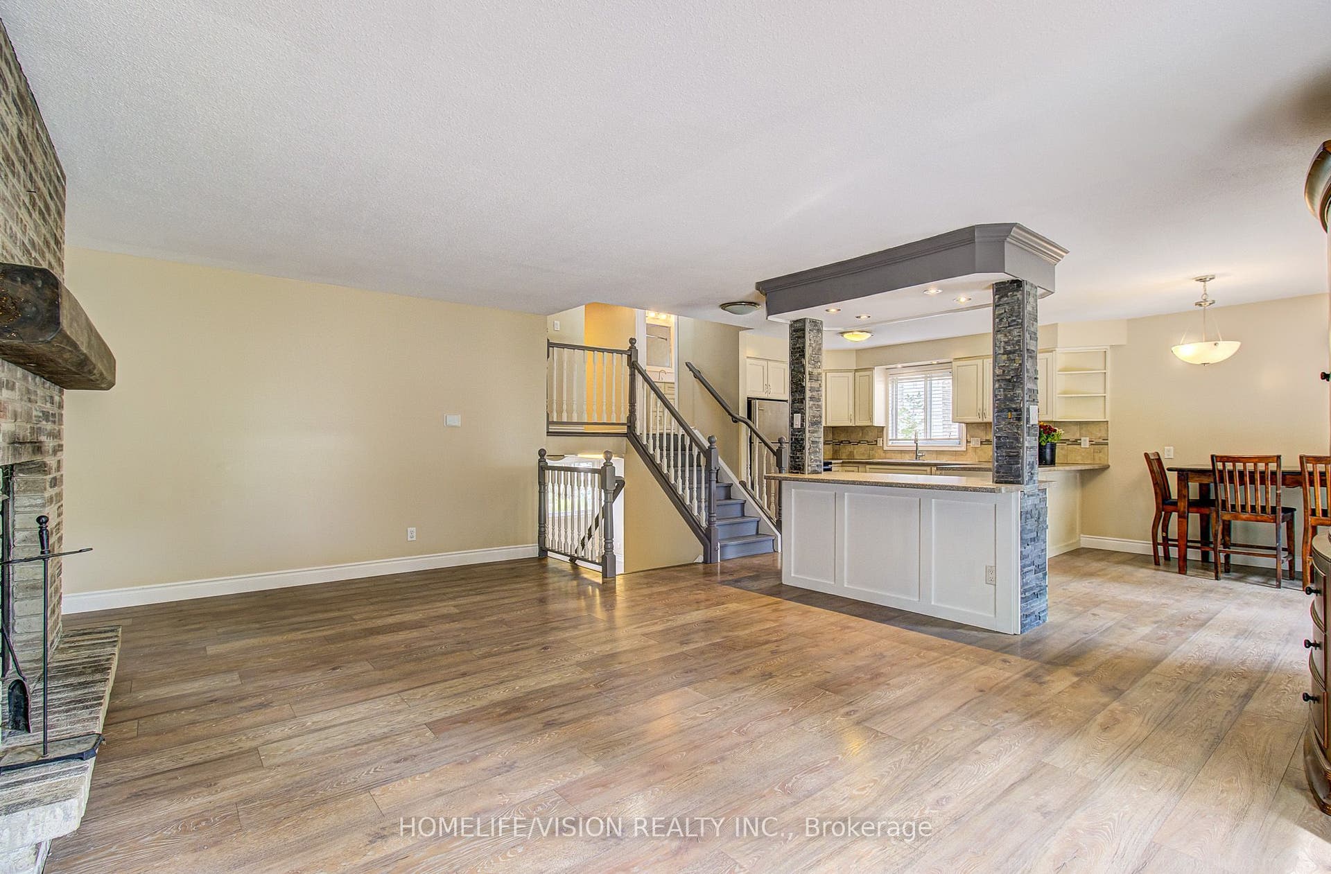 25 Radcliffe Drive, Kitchener, Waterloo ON N2E 2G3