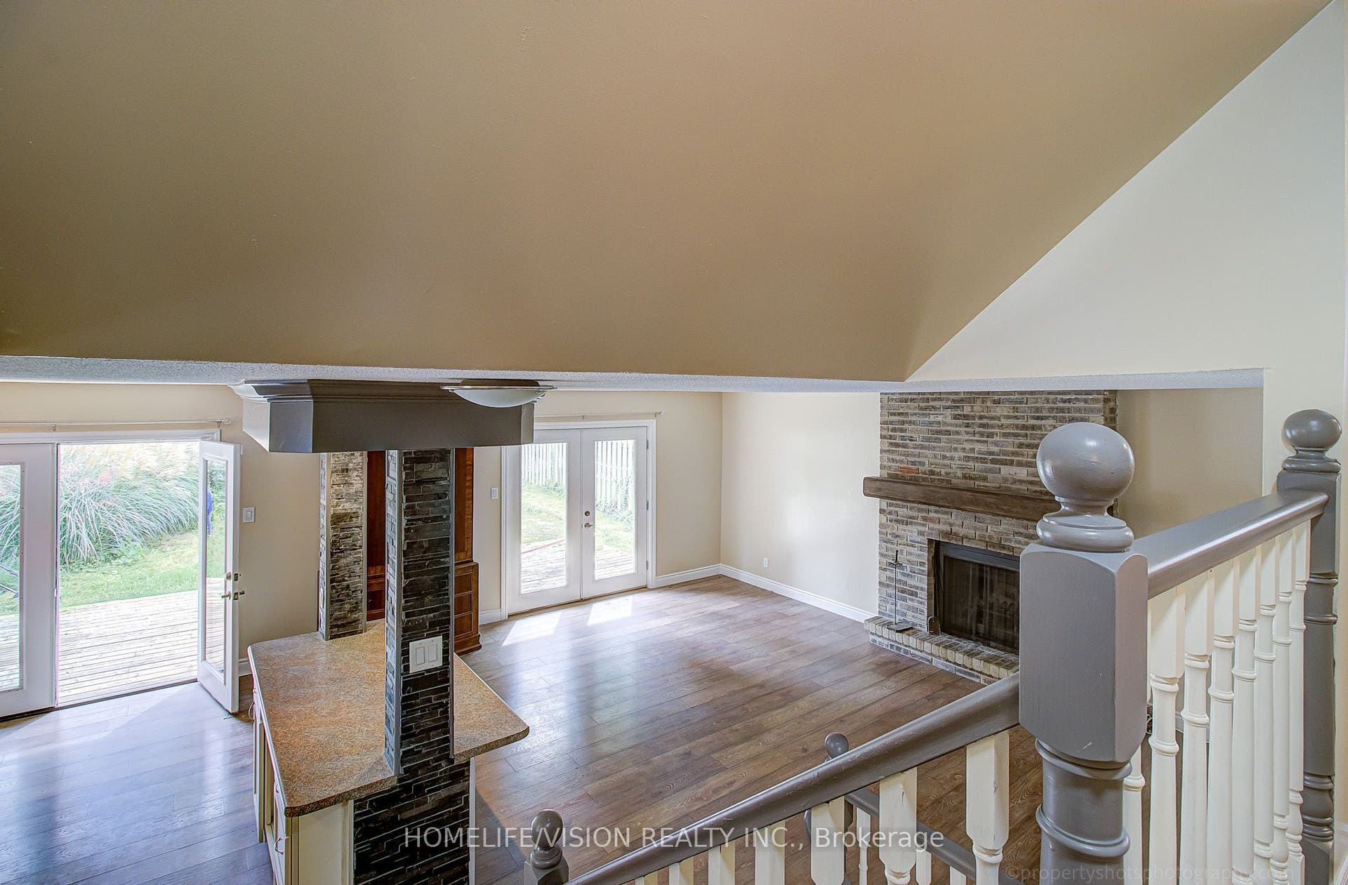 25 Radcliffe Drive, Kitchener, Waterloo ON N2E 2G3