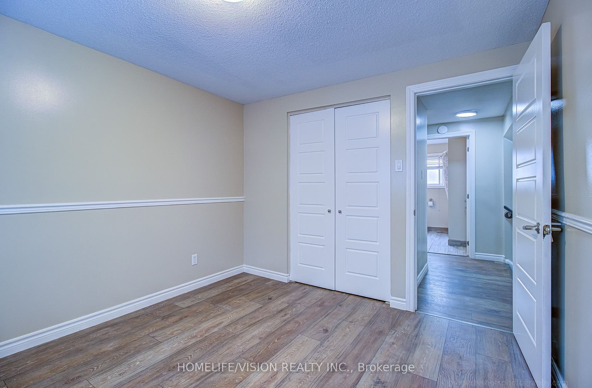 25 Radcliffe Drive, Kitchener, Waterloo ON N2E 2G3