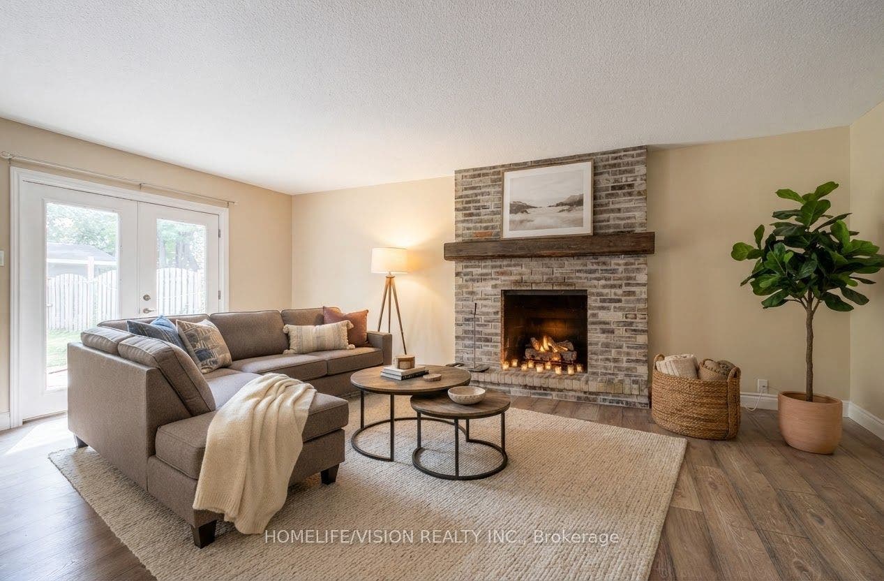 25 Radcliffe Drive, Kitchener, Waterloo ON N2E 2G3