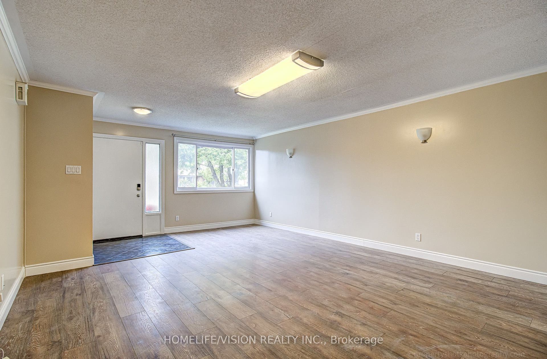 25 Radcliffe Drive, Kitchener, Waterloo ON N2E 2G3