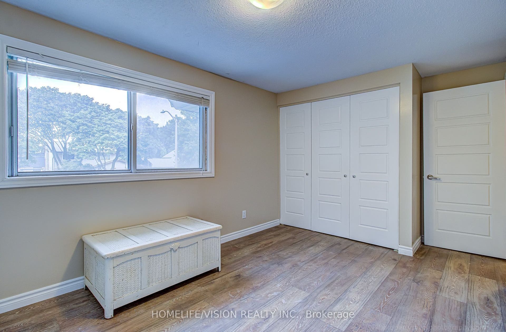 25 Radcliffe Drive, Kitchener, Waterloo ON N2E 2G3