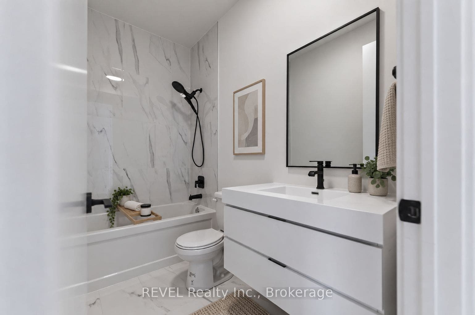206 Ellis Street, Niagara Falls, St. Catharines, Niagara ON L2P 2G3