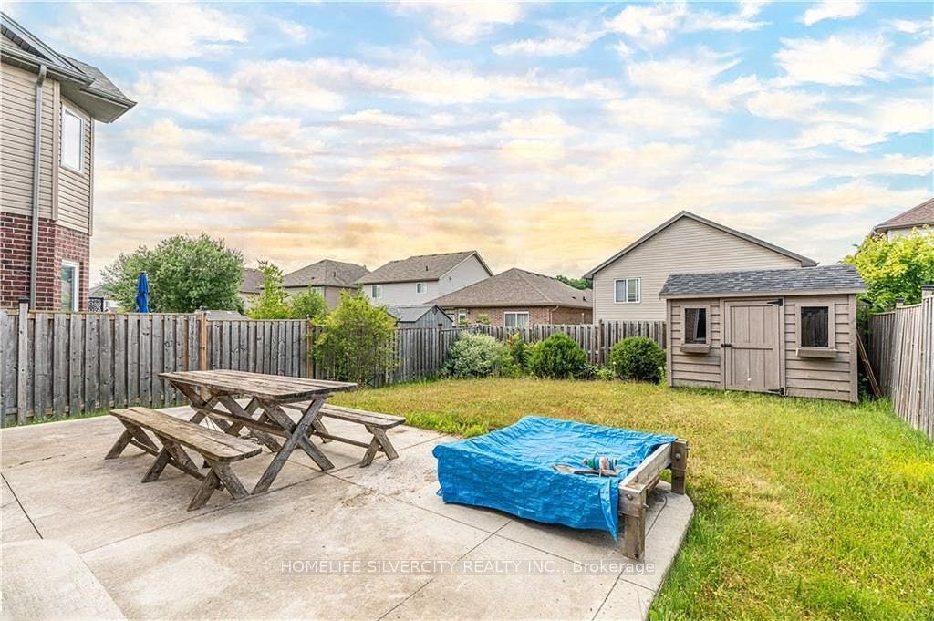 1248 North Wenige Drive, London North, Middlesex ON N5X 4P7