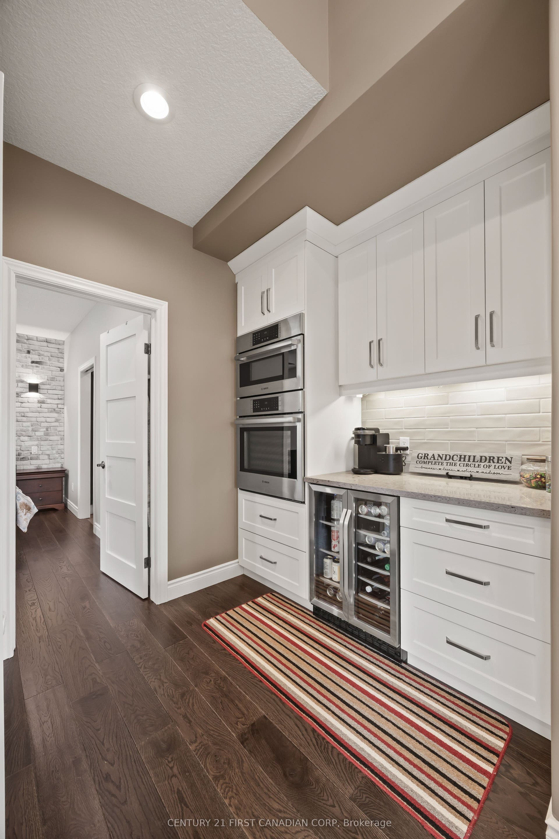 10159 Meadowlily Crescent, Lambton Shores, Lambton ON N0M 1T0