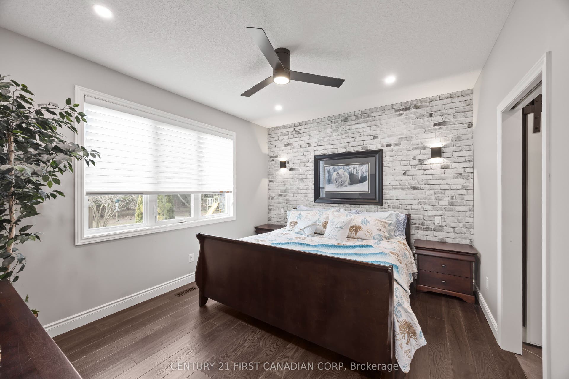 10159 Meadowlily Crescent, Lambton Shores, Lambton ON N0M 1T0
